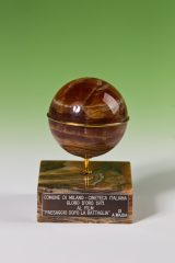 1971 – Złoty Globus na III MFF w Mediolanie za Krajobraz po bitwie